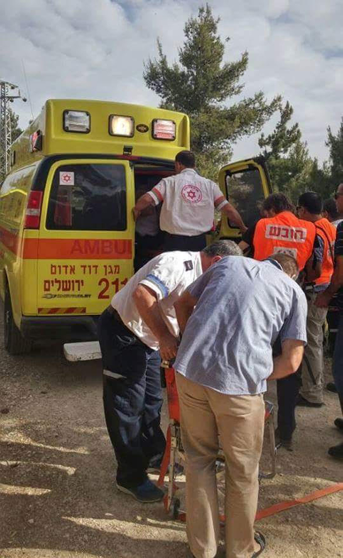إصابة يهوديتين بجراح بعد تعرضهن للطعن في القدس